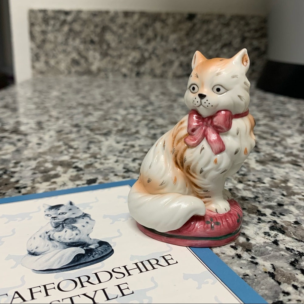 Staffordshire Style Curio Cabinet Cats Collection